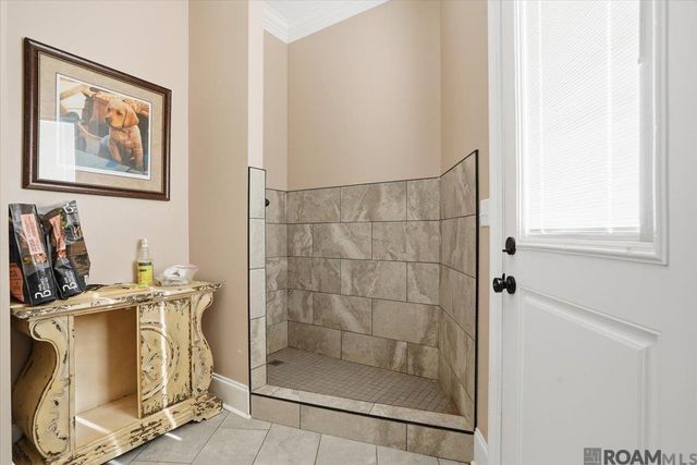 215 Burkett Ln, Denham Springs, LA 70706