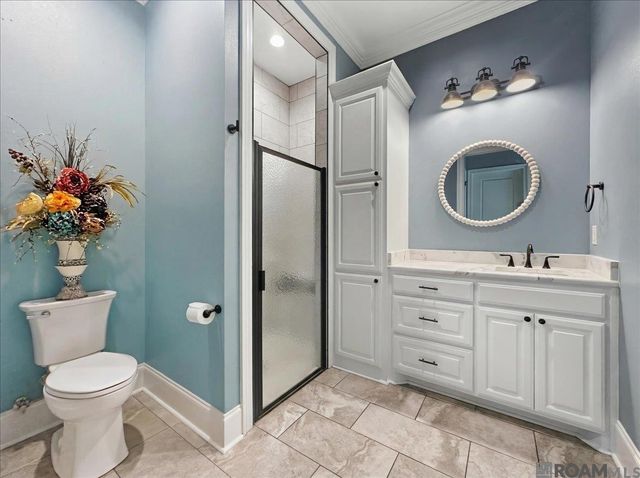 215 Burkett Ln, Denham Springs, LA 70706