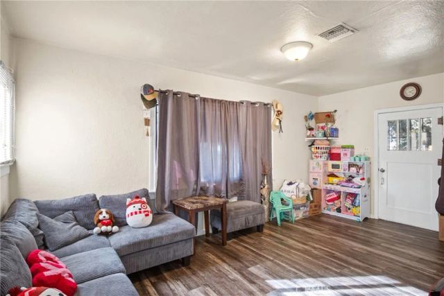 3420 Comer Avenue, Riverside, CA 92507