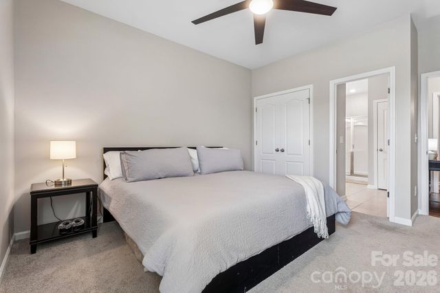 177 Falls Cove Drive, Troutman, NC 28166