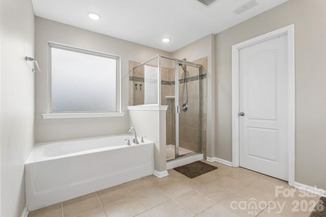 177 Falls Cove Drive, Troutman, NC 28166