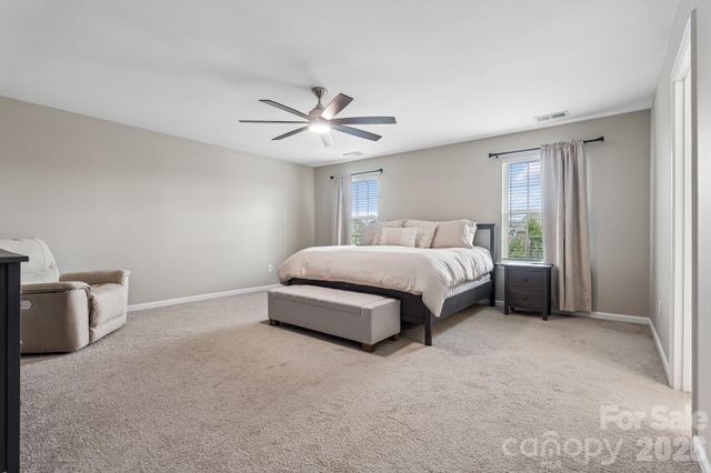 177 Falls Cove Drive, Troutman, NC 28166