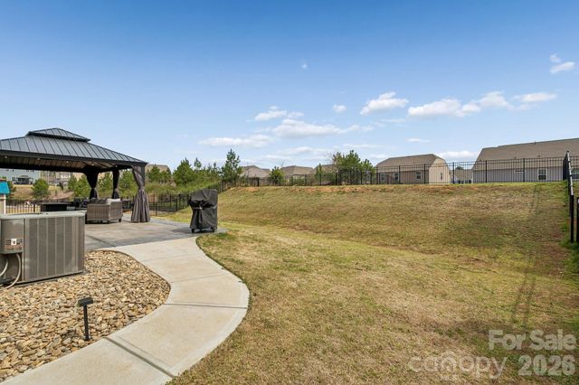 177 Falls Cove Drive, Troutman, NC 28166
