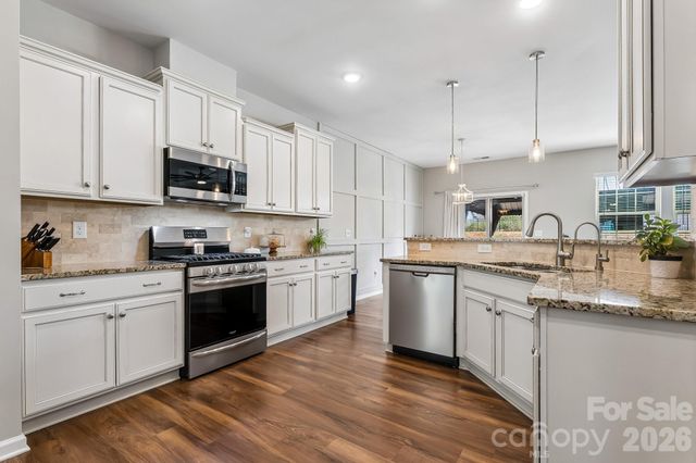 177 Falls Cove Drive, Troutman, NC 28166