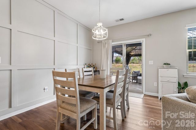 177 Falls Cove Drive, Troutman, NC 28166