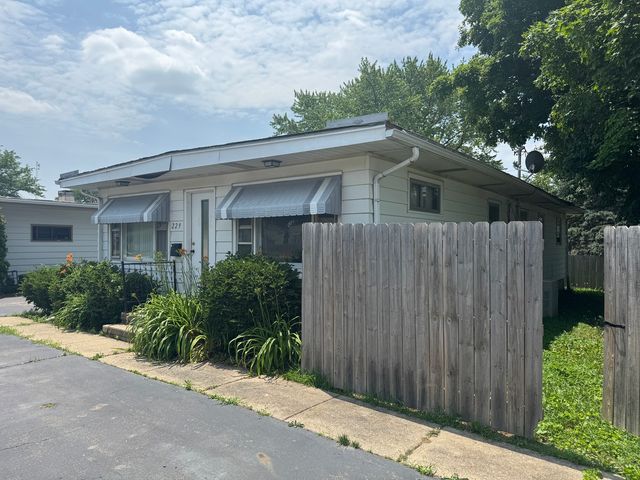 227 Sycamore Road, Genoa, IL 60135