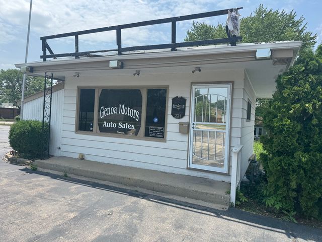227 Sycamore Road, Genoa, IL 60135