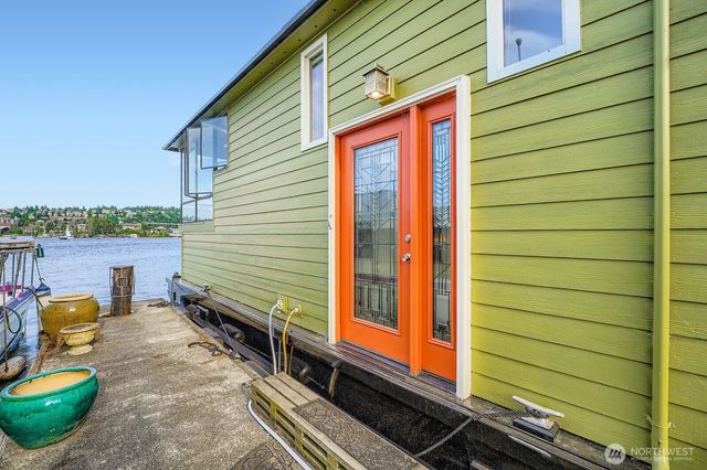 2040 Westlake Avenue N #26, Seattle, WA 98109