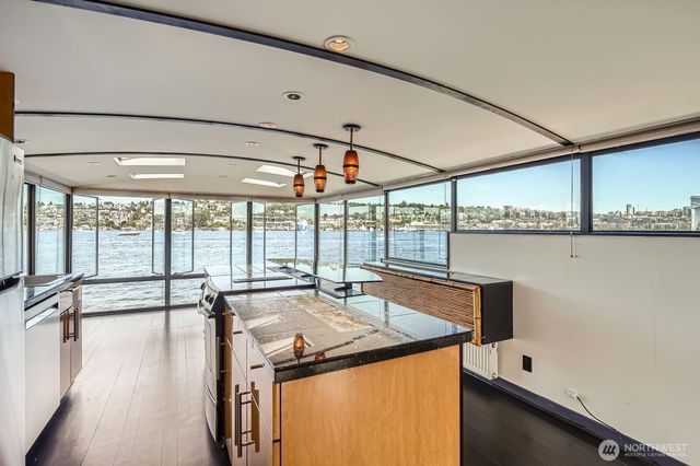 2040 Westlake Avenue N #26, Seattle, WA 98109