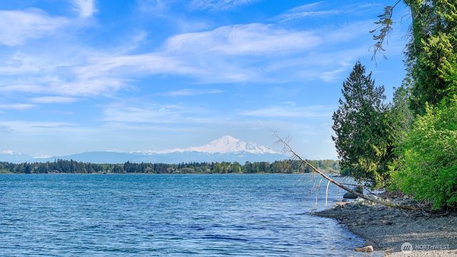 5414 Night Heron Drive, Blaine, WA 98230