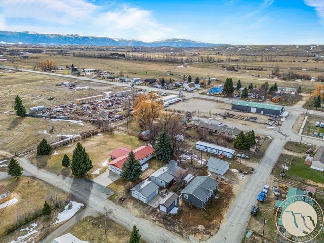 101 S 2nd STREET, Roberts, MT 59070