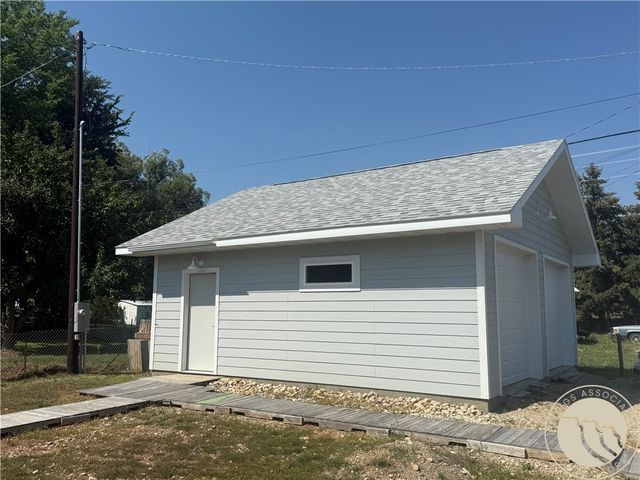 101 S 2nd STREET, Roberts, MT 59070