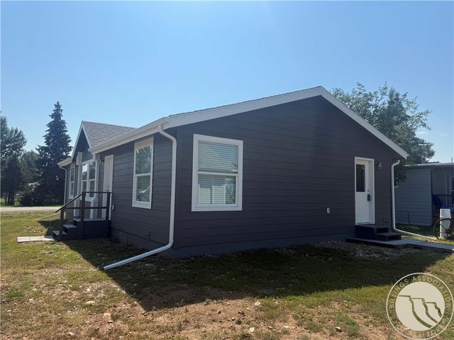 101 S 2nd STREET, Roberts, MT 59070