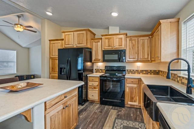 101 S 2nd STREET, Roberts, MT 59070