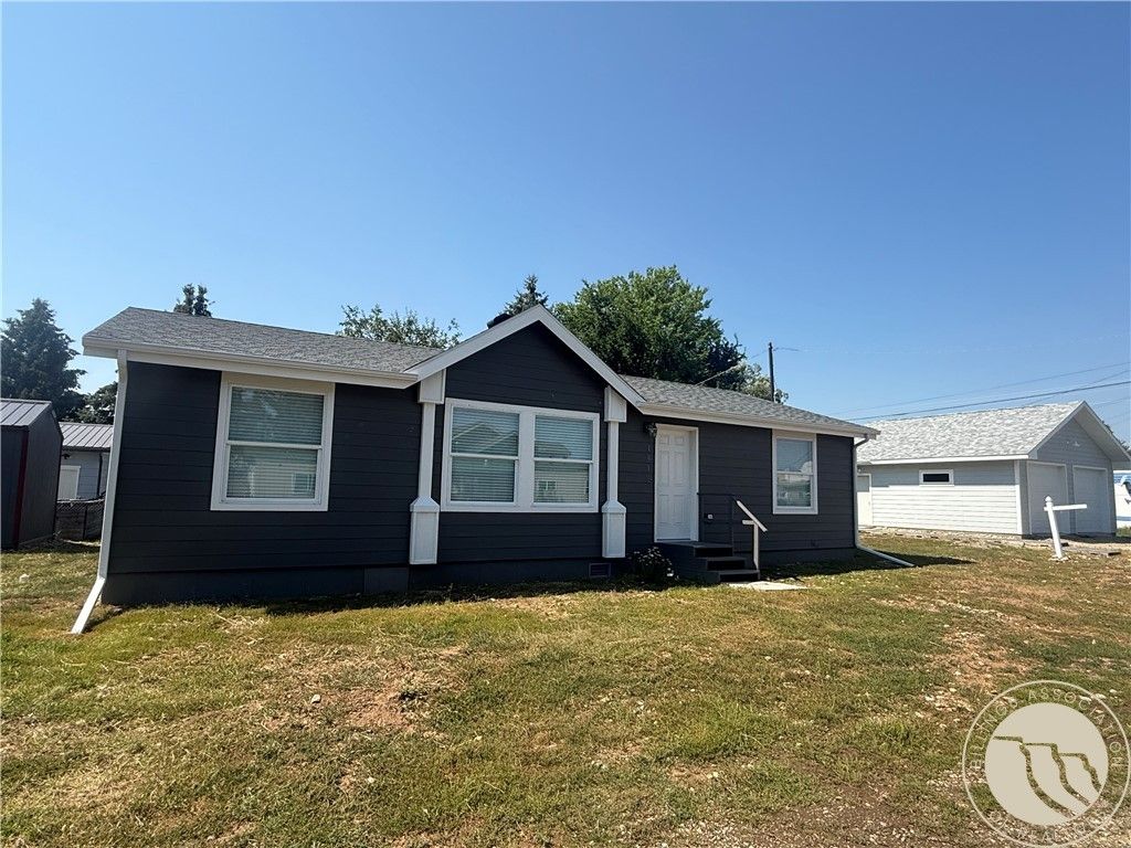 101 S 2nd STREET, Roberts, MT 59070