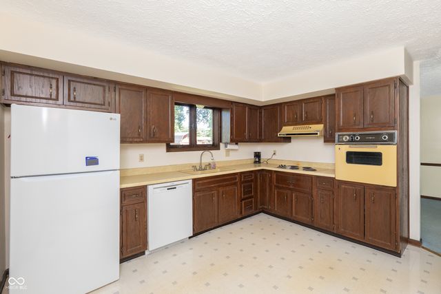 1405 Maria Lane, Avon, IN 46123
