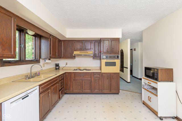 1405 Maria Lane, Avon, IN 46123