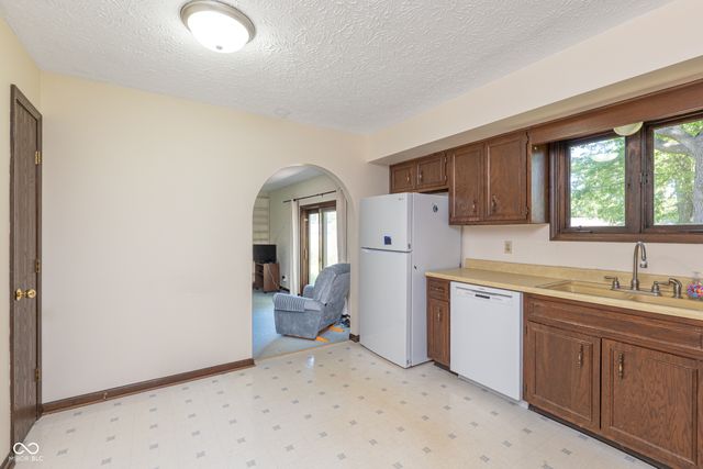 1405 Maria Lane, Avon, IN 46123