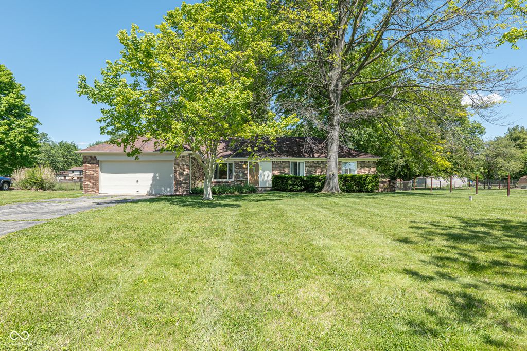 1405 Maria Lane, Avon, IN 46123