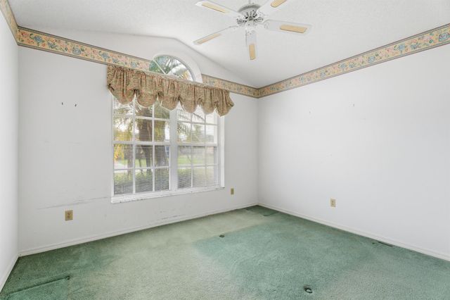 107 SW Pisces Terrace, Port St Lucie, FL 34984