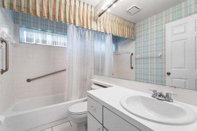 107 SW Pisces Terrace, Port St Lucie, FL 34984