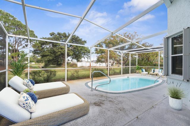 107 SW Pisces Terrace, Port St Lucie, FL 34984