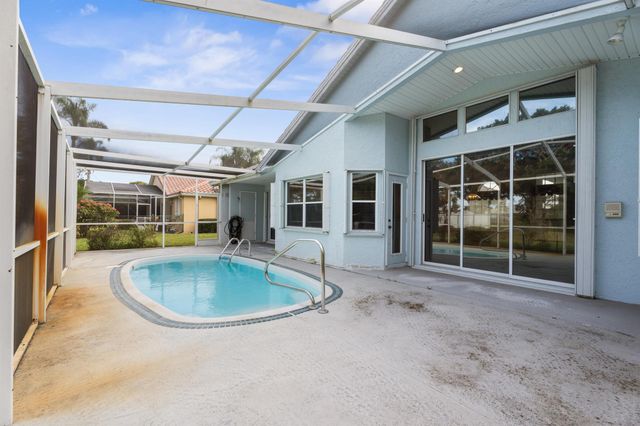 107 SW Pisces Terrace, Port St Lucie, FL 34984