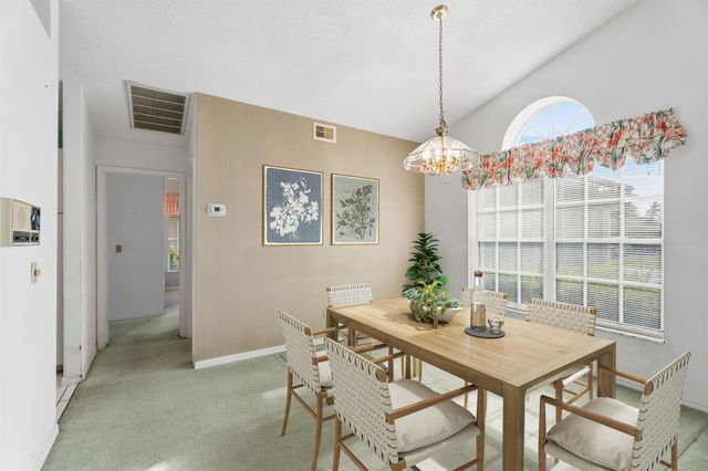 107 SW Pisces Terrace, Port St Lucie, FL 34984