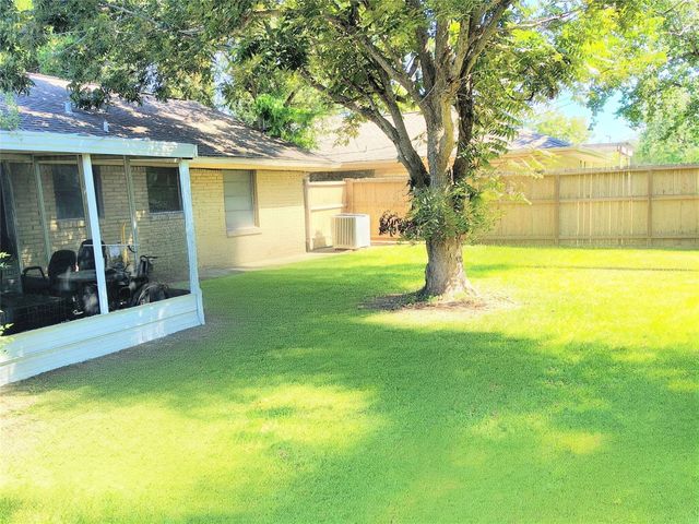 3005 Somerset Avenue, Texas City, TX 77590