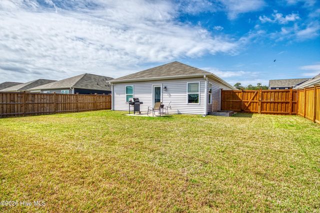 1166 King Eider Way, Winnabow, NC 28479