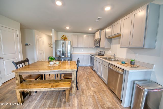 1166 King Eider Way, Winnabow, NC 28479