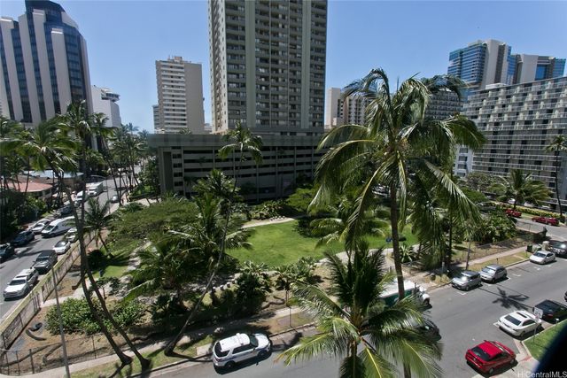 440 Seaside Avenue 605, Honolulu, HI 96815