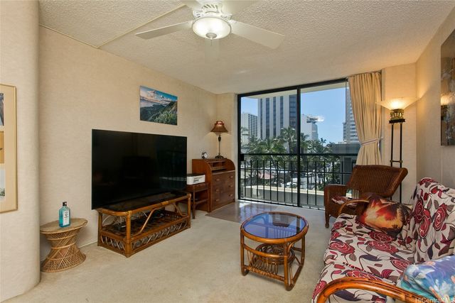 440 Seaside Avenue 605, Honolulu, HI 96815