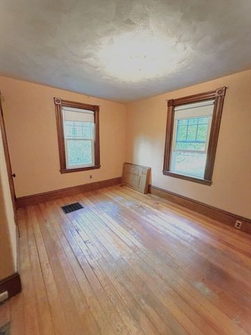 63 Howard St, Norwood, MA 02062