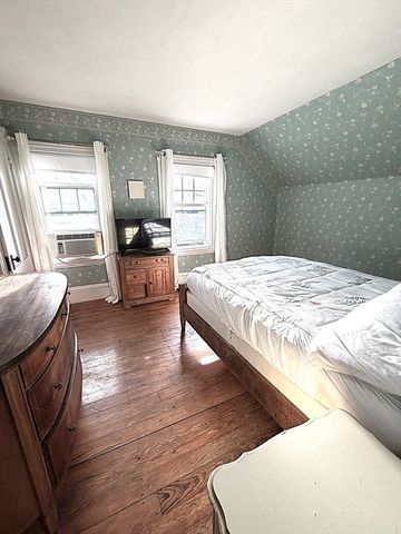 63 Howard St, Norwood, MA 02062