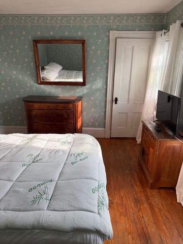 63 Howard St, Norwood, MA 02062