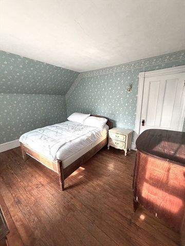 63 Howard St, Norwood, MA 02062