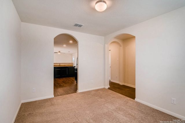 4022 Lena Gardens, Von Ormy, TX 78073