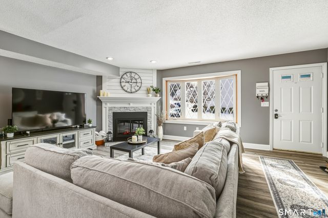 20 Wolf Hill Road 1A, Wolcott, CT 06716