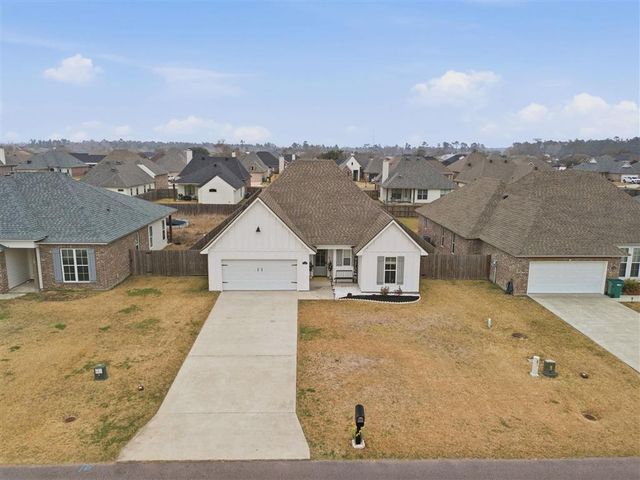 1754 Khamiel Drive, Lake Charles, LA 70611