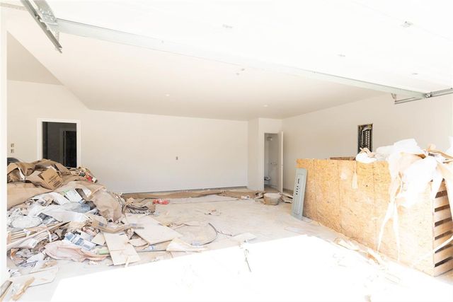 8701 Ryker Road, Yukon, OK 73099