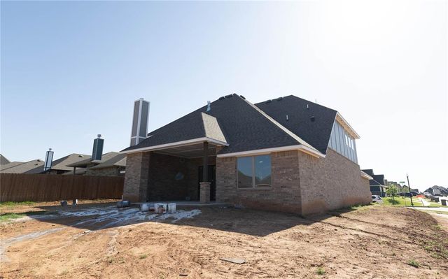 8701 Ryker Road, Yukon, OK 73099