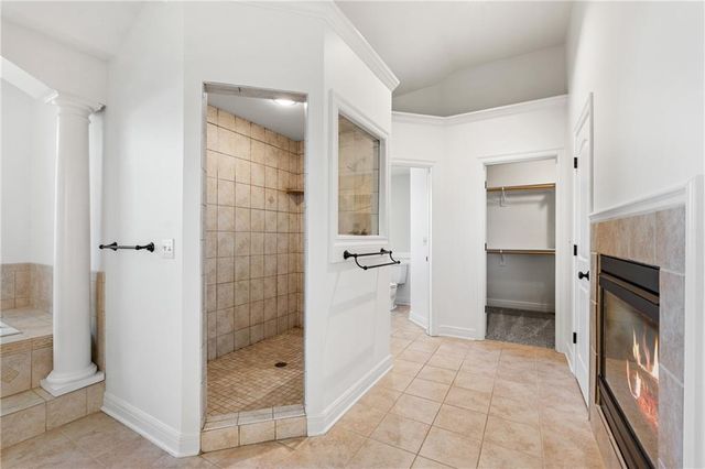 22907 W 48TH Street, Shawnee, KS 66226