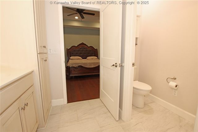 1236 Crooked Creek Road, Scott Depot, WV 25560