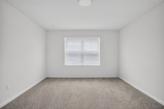 2257 Glacier Street, Mundelein, IL 60060