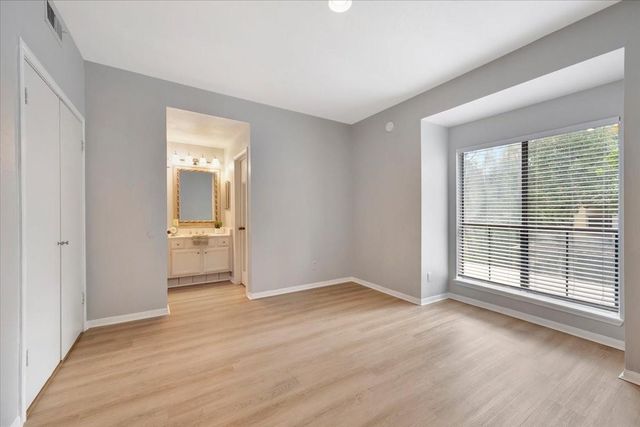 11711 Memorial Drive 135, Houston, TX 77024
