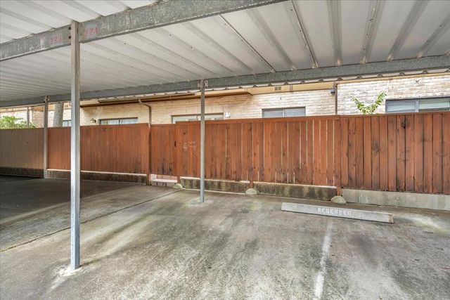 11711 Memorial Drive 135, Houston, TX 77024