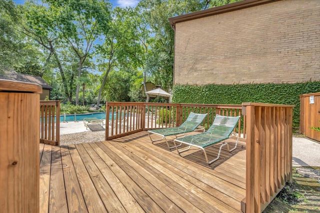 11711 Memorial Drive 135, Houston, TX 77024