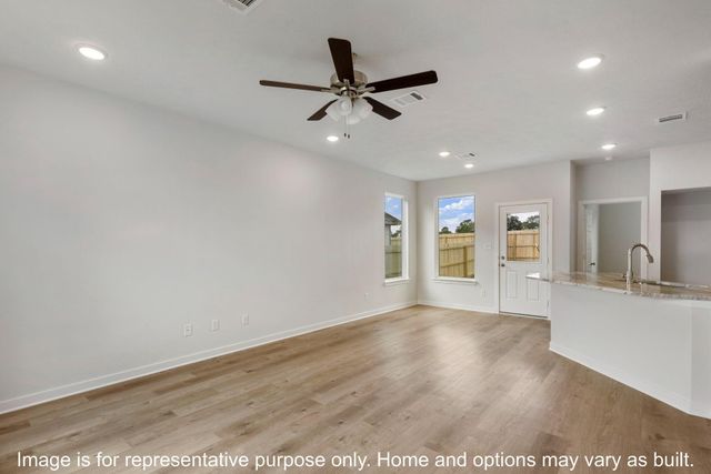 405 Rockbridge Drive, Huntsville, TX 77340