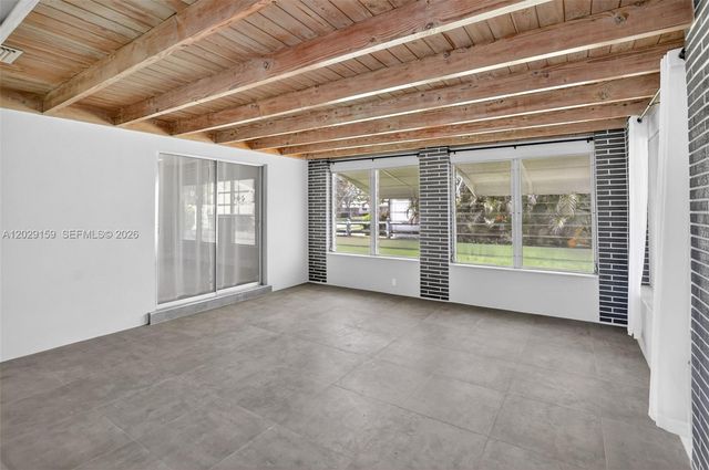 1320 SE 10th St, Deerfield Beach, FL 33441